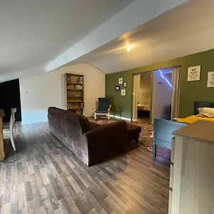 Séjour chez l'habitant Cosy Sous Les Toits, Pont-dʼAin