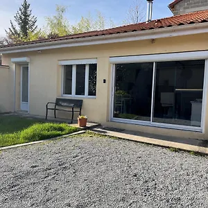 Hébergement de vacances Jolie Maison De Campagne, Compostelle, Soleymieux